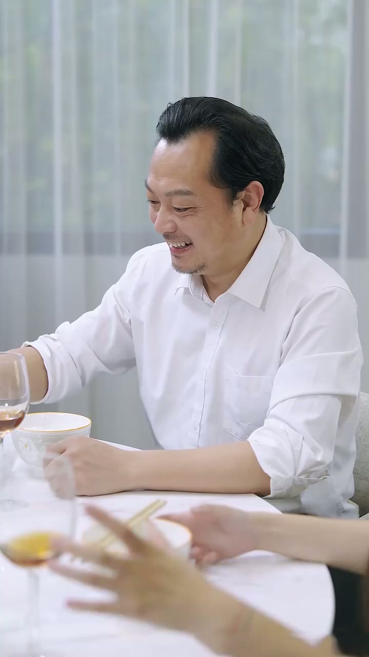 第6話 - Cherished by My Uncle After the Family Rift