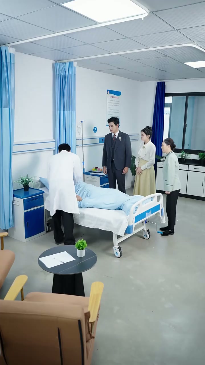 Episode 30 - Mom's Comeback, Son's Tears