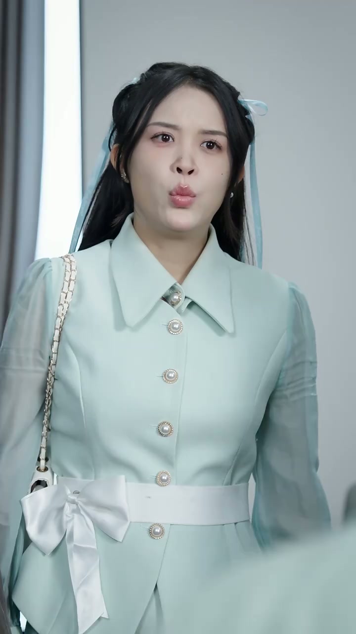 Episode 32 - Mom's Comeback, Son's Tears