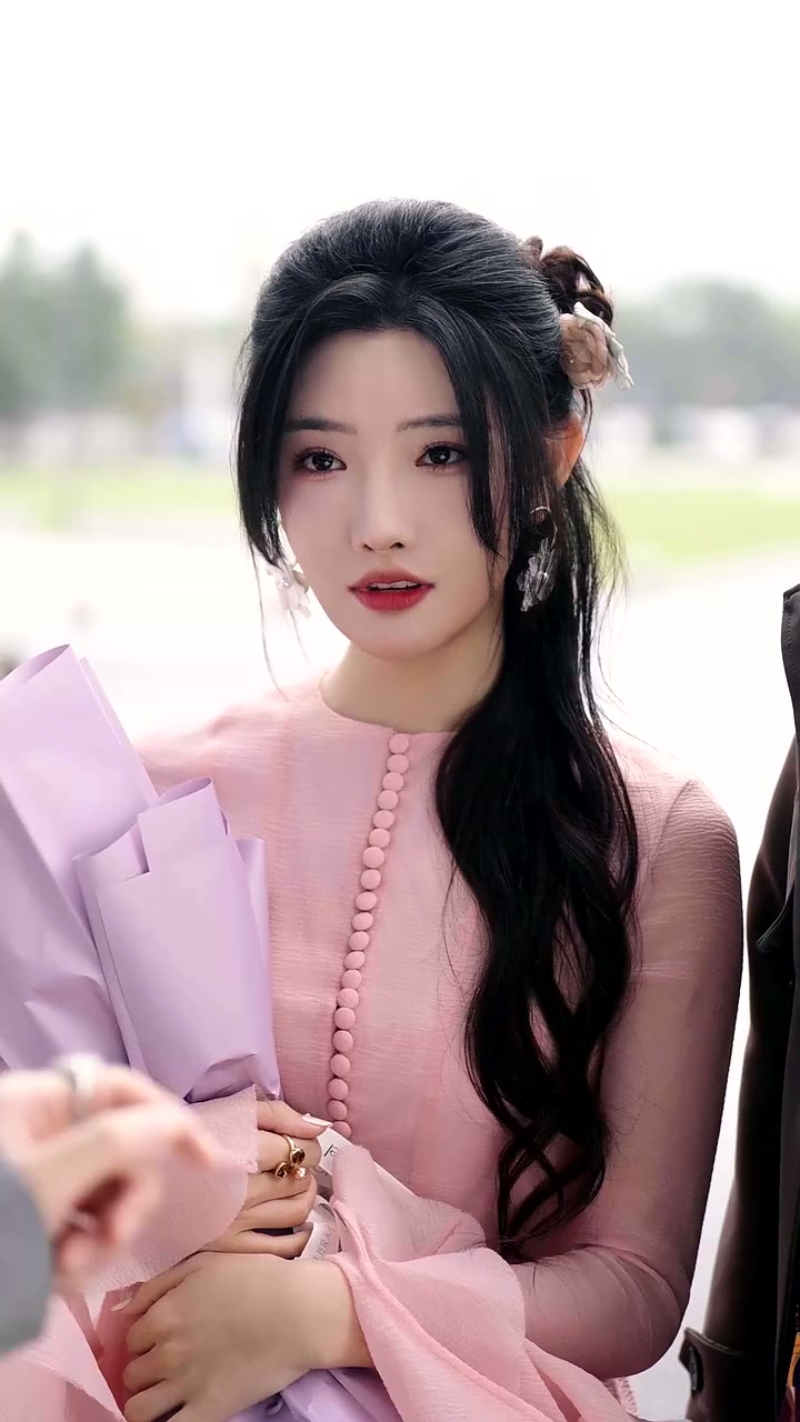 Episode 18 - From Pawn to Queen