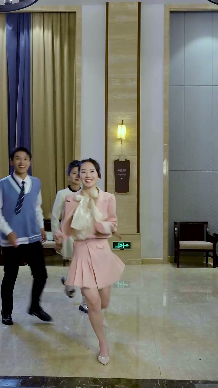 Folge 10 - Wiedergeburt aus den Flammen