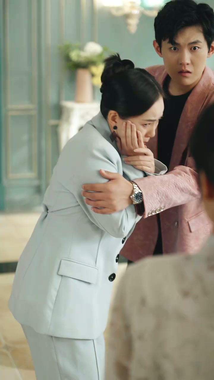Episode 3 - Betrayed by Family, I'm a Rich Woman Now