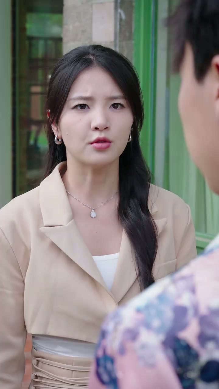 Episode 20 - The Cleaning Lady Who Owns the Business Empire