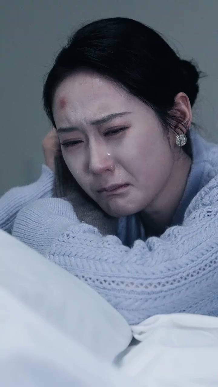 Episode 6 - Mother-in-Law's Accident, Husband Rushed to Mistress