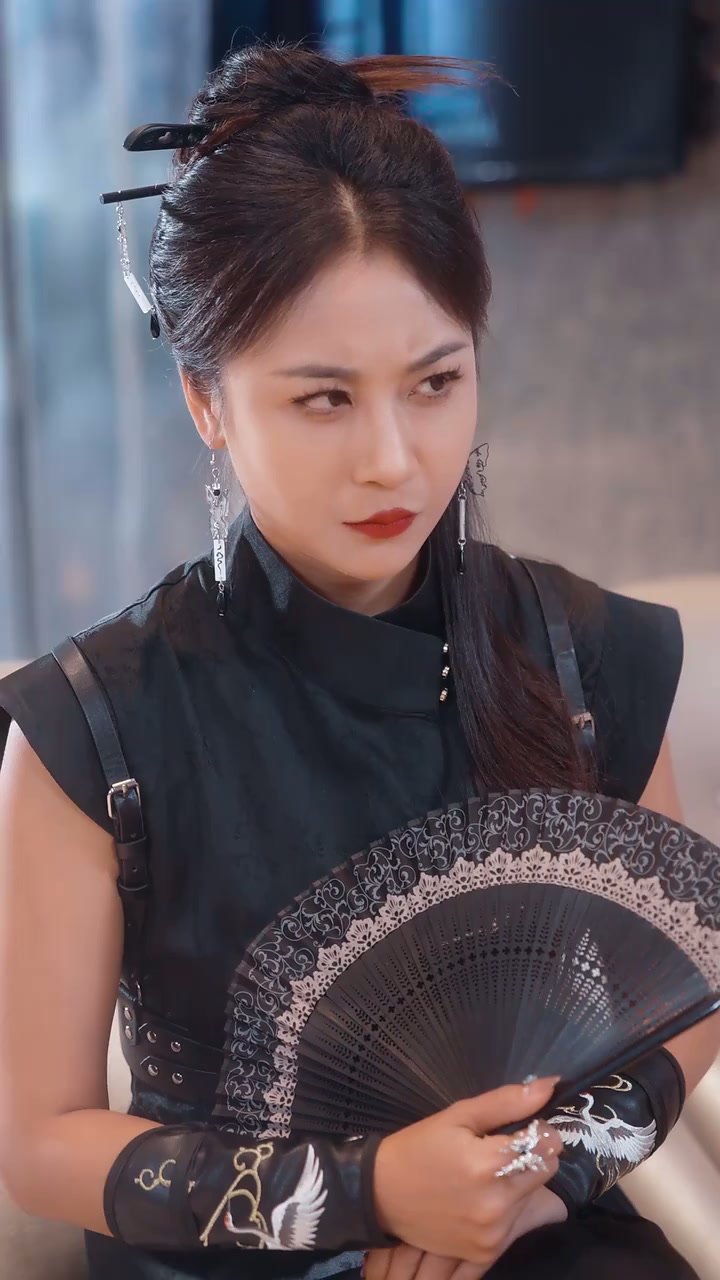 Episode 54 - The Substitute Bride: Unveiling Her Countless Secrets