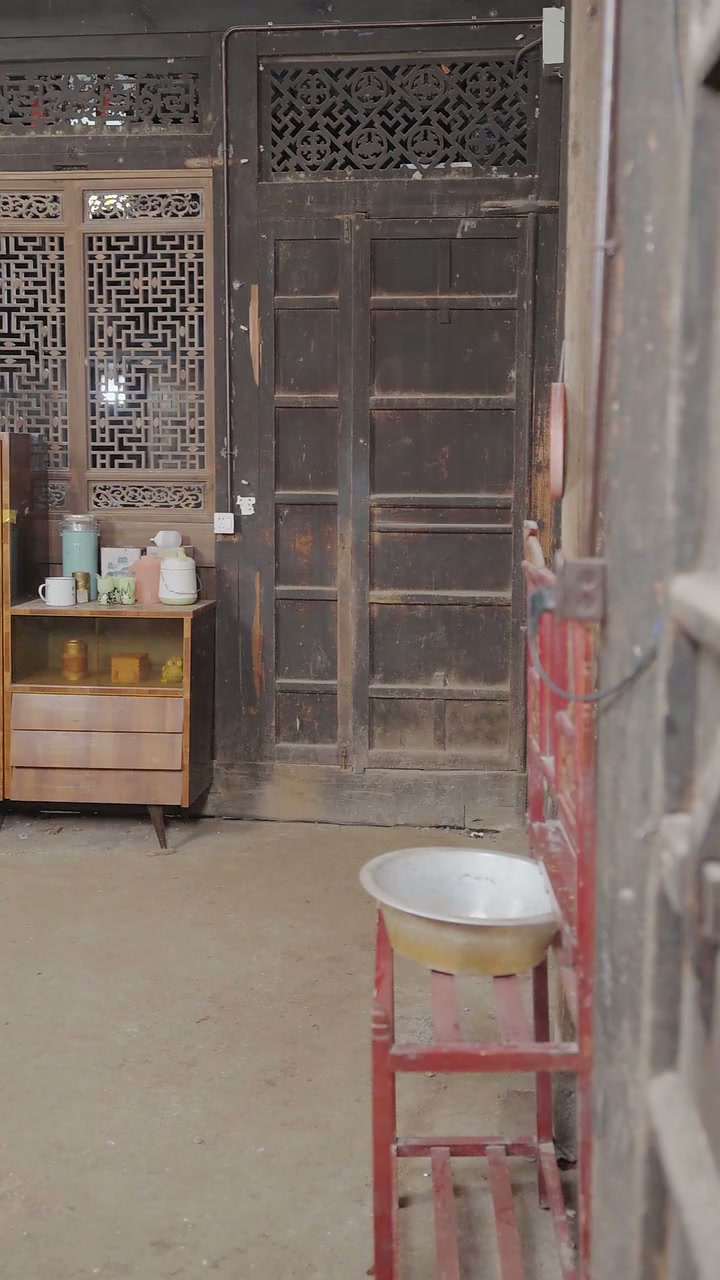 Episode 16 - Rich Girl Tricked into Baby-Making in a Poor Village