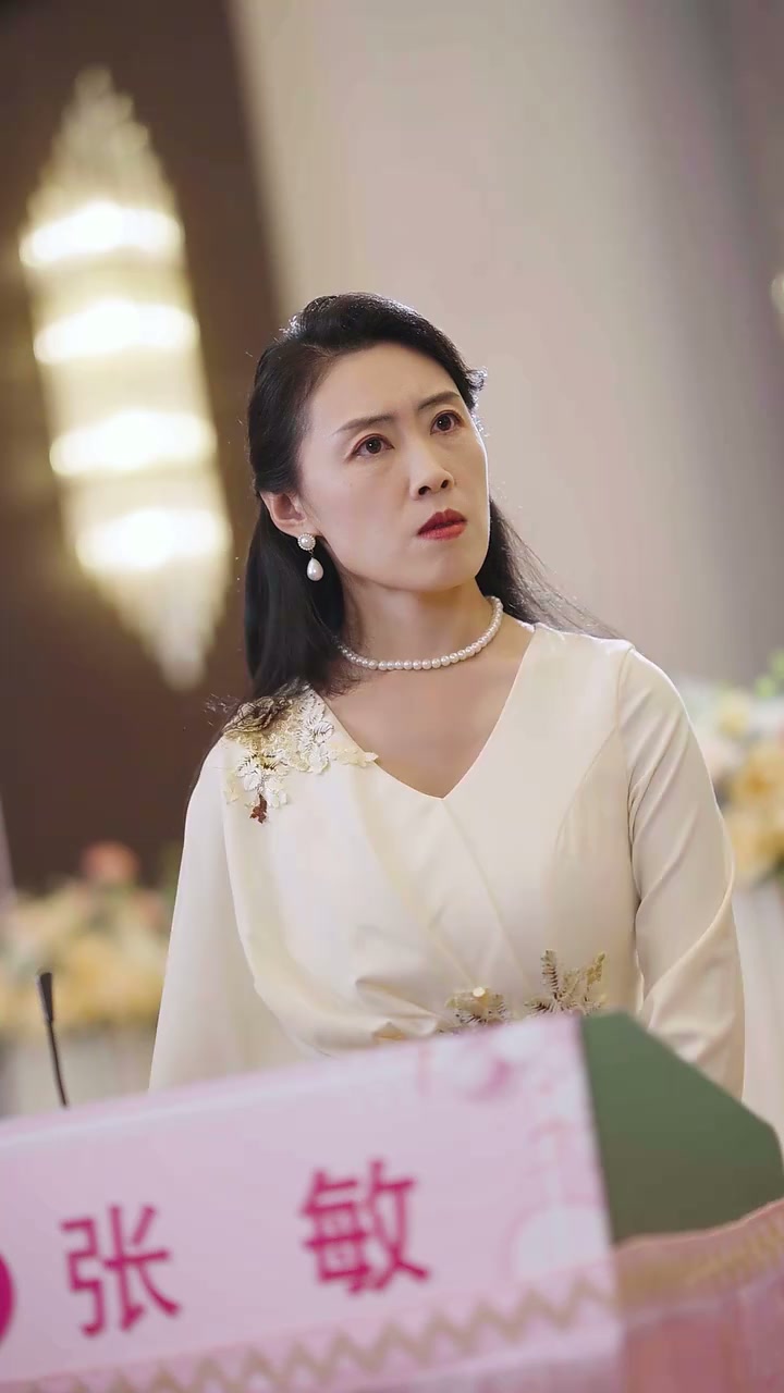 Épisode 7 - Rencontre diffusée en direct révélant notre vie