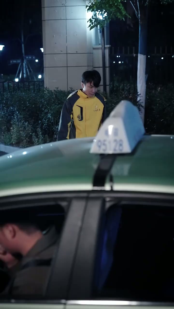 Episode 32 - The Rich Guy Killed His Streamer GF