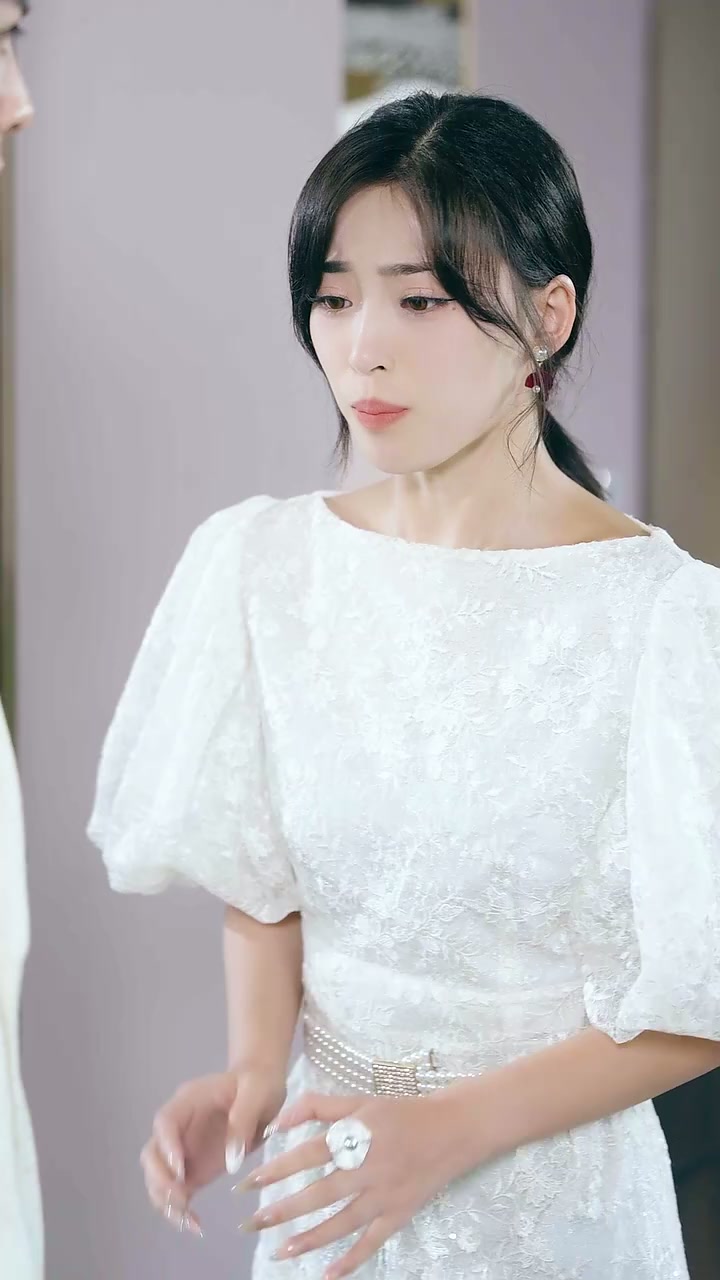 第20集 - 偷聽心聲後，豪門全家寵我