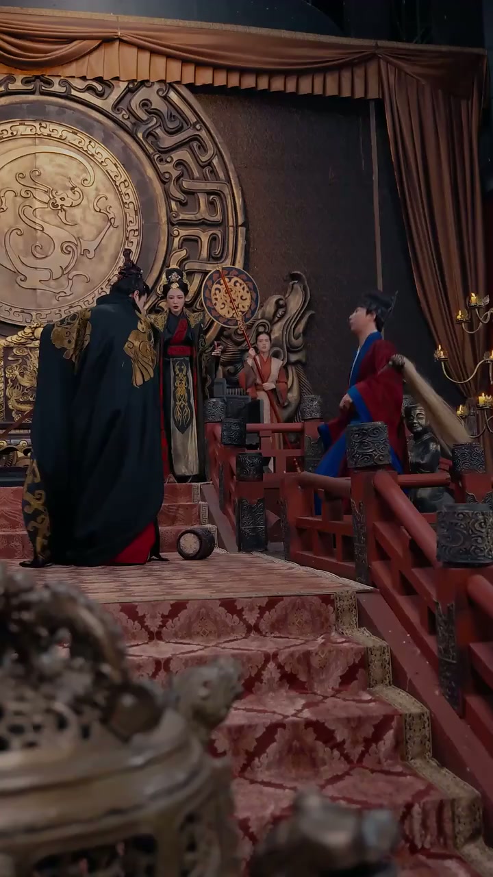 Episode 12 - Modern Emperor Who Speaks English