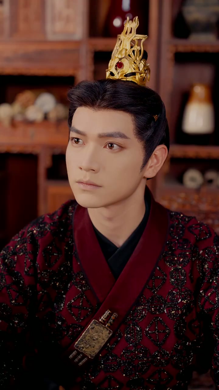 Episode 46 - Modern Emperor Who Speaks English